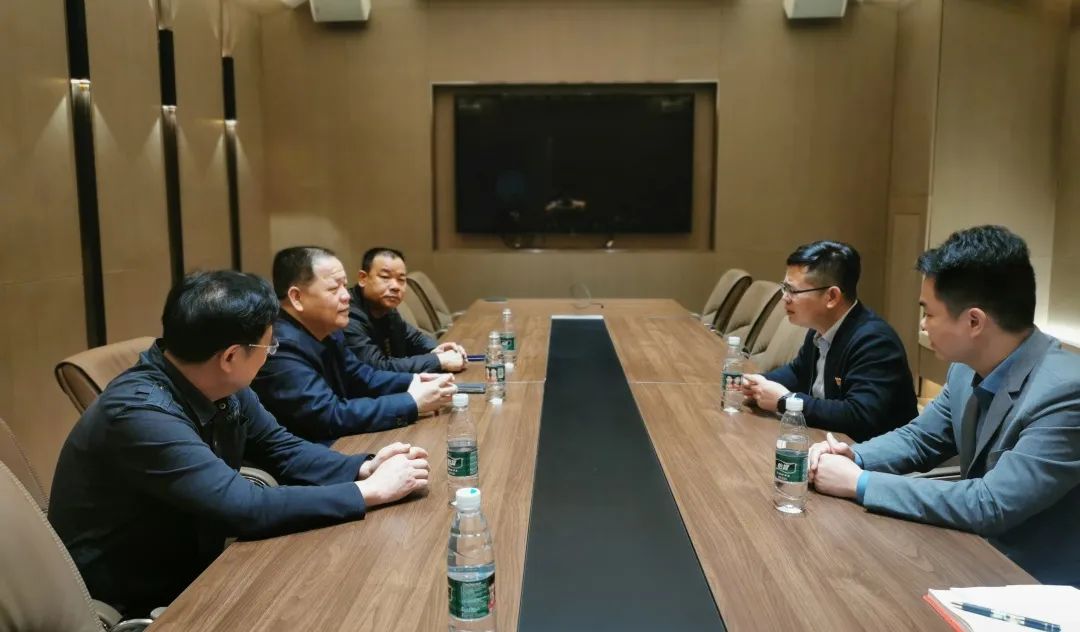 中庭黨建 | 南寧市工商聯(lián)牽線搭橋，集團(tuán)與南寧茂名商會兩新黨組織聯(lián)姻