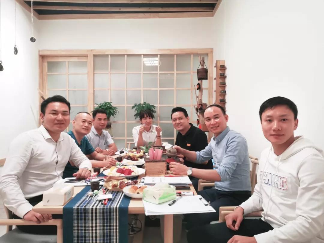 工程、材料中心管理層“裸心會”丨茶短情長，一場來自心靈的對話！